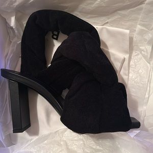 Balmain Women puffy Sandals size EU37